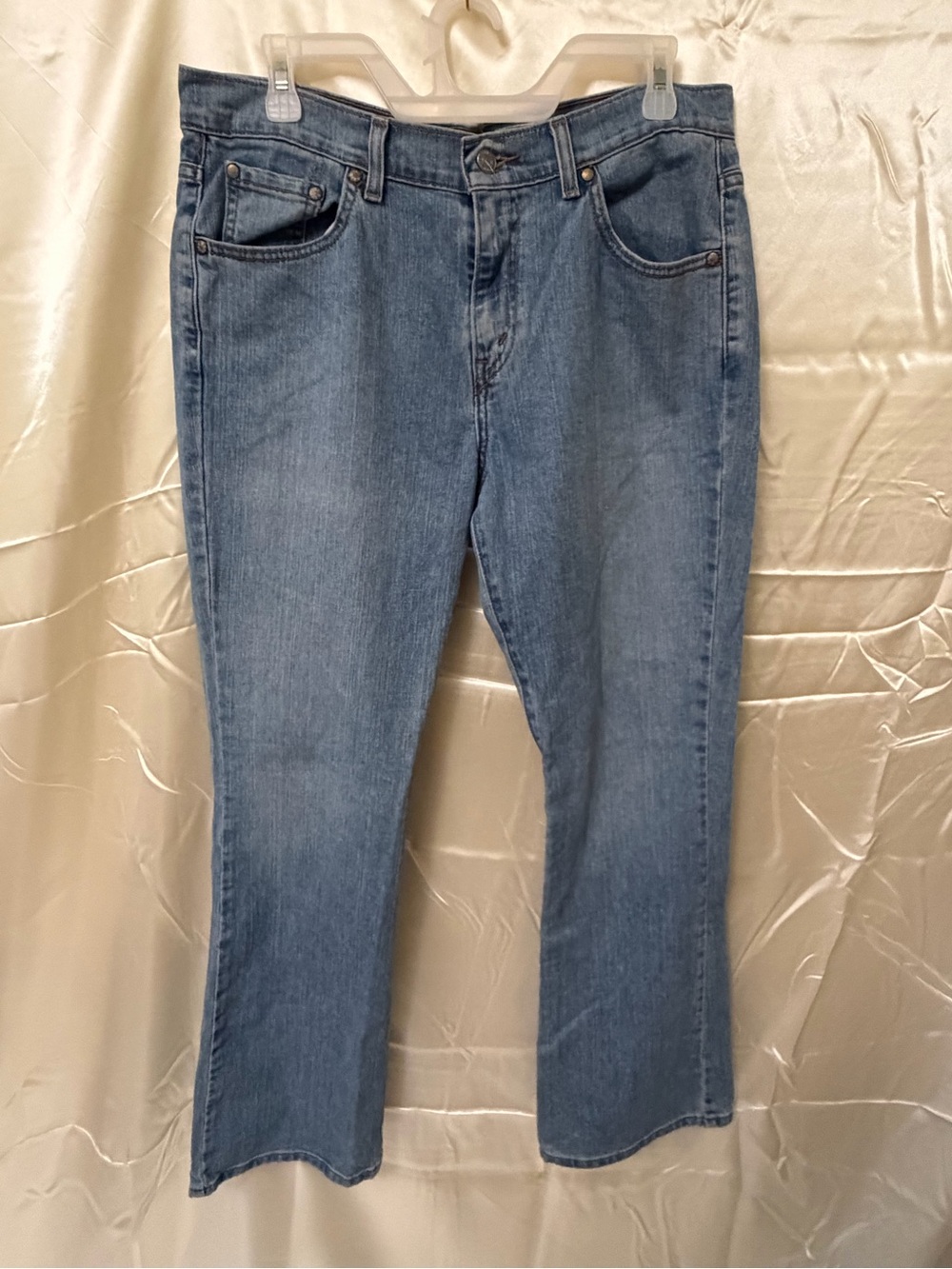 Levi’s 515 Nouveau Boot Cut Stretch Jeans – Women’s Size 12